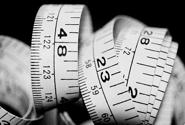 Hướng dẫn cách chọn size áo thun đồng phục